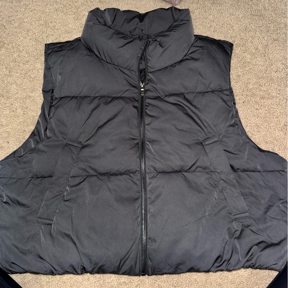 Fashion Nova Black Puffer Vest